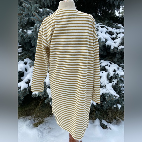 Vintage made in USA gold and white striped  oversized, long cardigan size medium - Picture 4 of 6